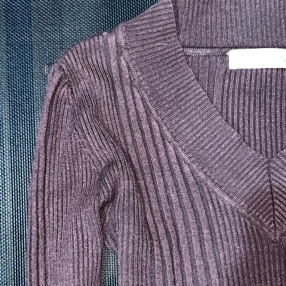 NaNa Fashion Soft V-Neck Blouse Top - Picture 2 of 4